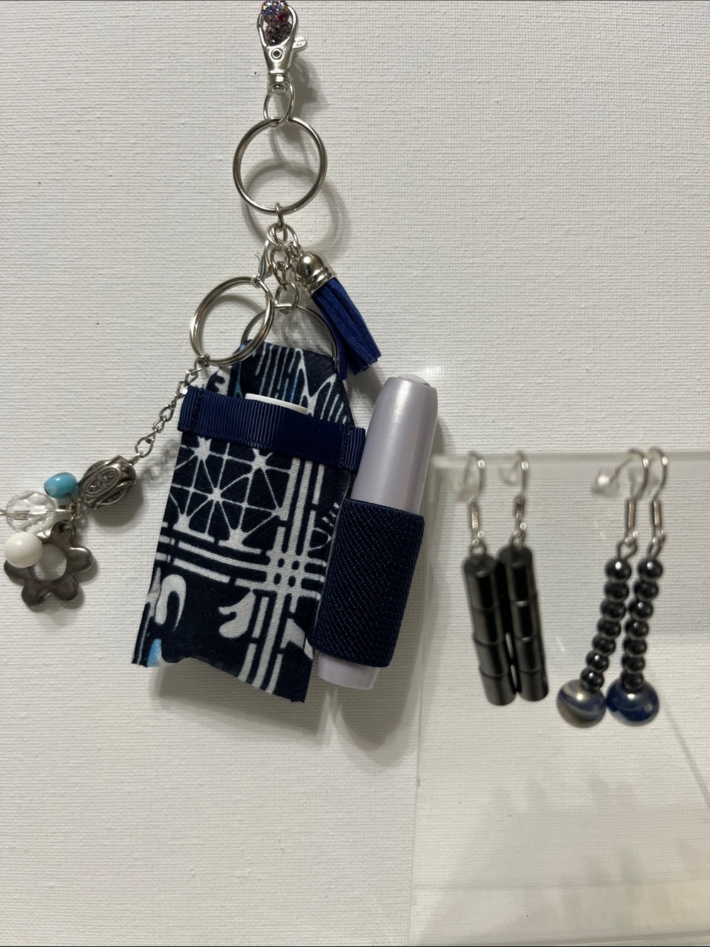 Gift Set Double Lipstick Balm Holder Detachable Key Chain 2 pr Earring Navy